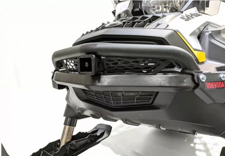 860201991 Бампер передний усиленный под квадрат 1 1/4" VOEVODA для BRP SKI-DOO SKANDIC (Платформа REV Gen4 Wide20" 2020-*) 860201983