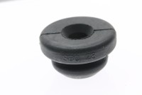705001119 GROMMET - RUBBER  Резиновая уплотняющая втулка заднего фонаря, т.м
