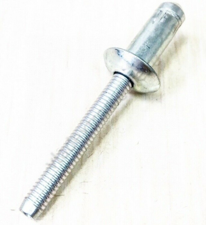 293150266 Заклепка RIVET 293150147 