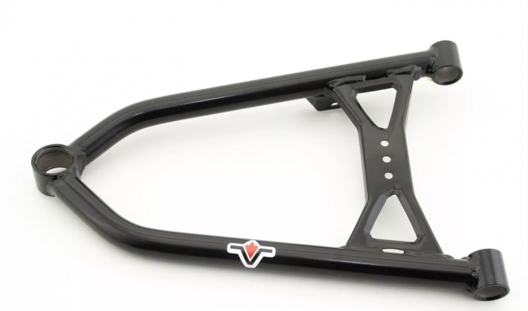 505073986 Рычаг правый верхний VOEVODA 38" LYNX Ranger Commander BRP SKI-DOO Expedition FreeRide (Платформа Rev XU 2015-*, Rev XM 2015-2019)