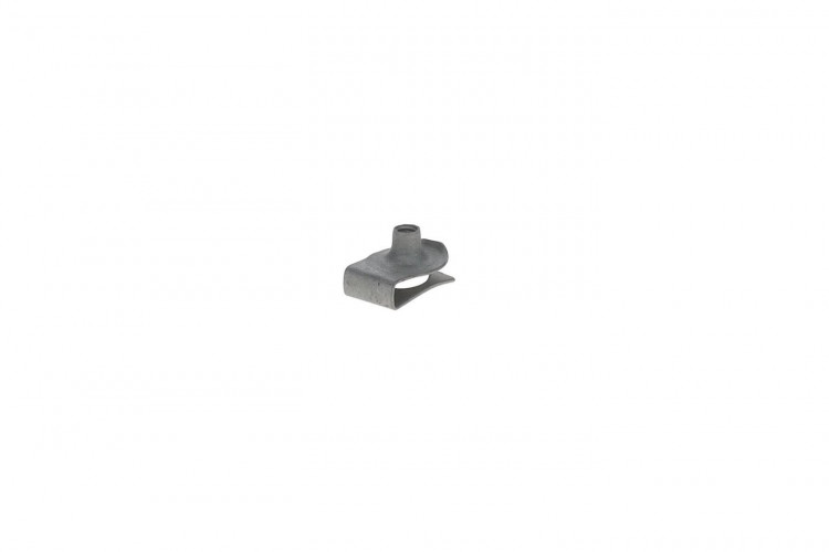 250100143 EXTRUDED PANEL NUT M4 X 0.7