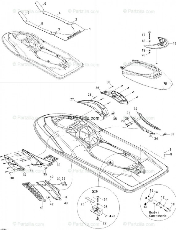 291002104 Enjoliveur dr. *rh. moulding, Bombardier