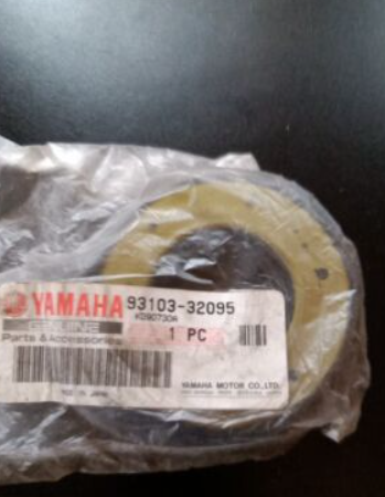 93103-32095-00 Сальник коленвала задний Yamaha Viking 540 88-14,32мм x 78мм x 9.5мм