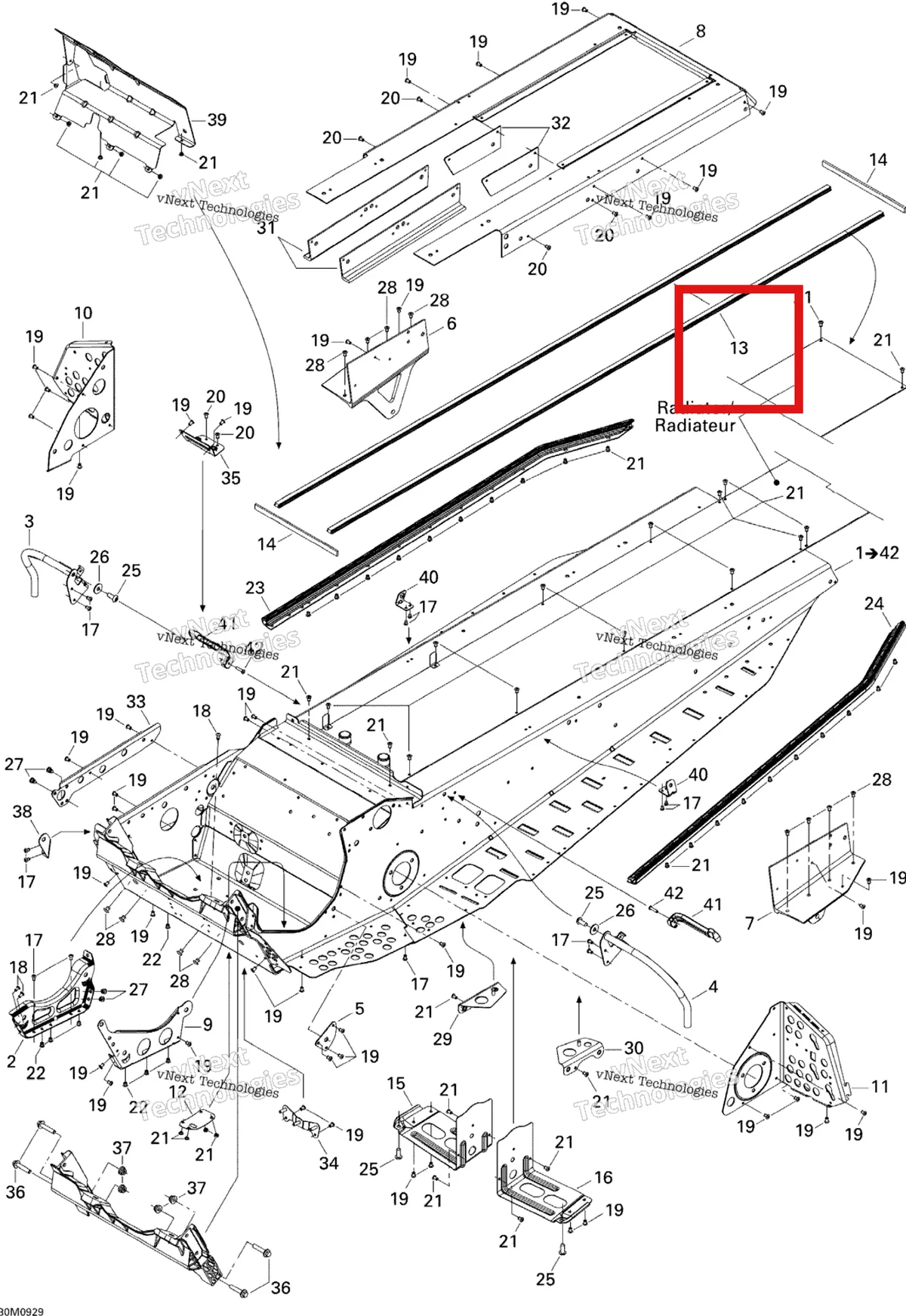 Деталь 518325532 (Деталь Radiator Protector) на схеме узла 2009 Ski-Doo Skandic Tundra LT V800 4-TEC Frame