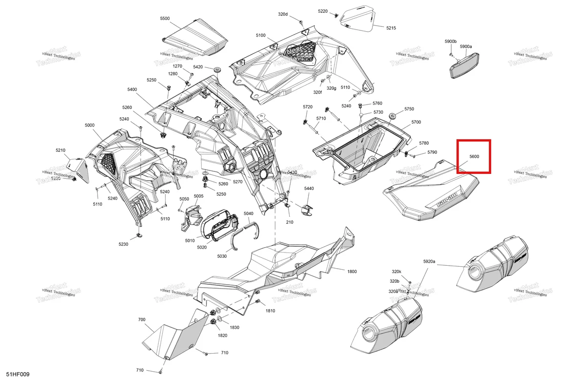 Деталь 707900734 (Коробка крышка Can-Am Maverick Turbo RR XRS (2026) (707900734)) на схеме узла 2026 Can-Am Maverick Max - TURBO RR - RS - 7YTB - Scandi Blue - 72