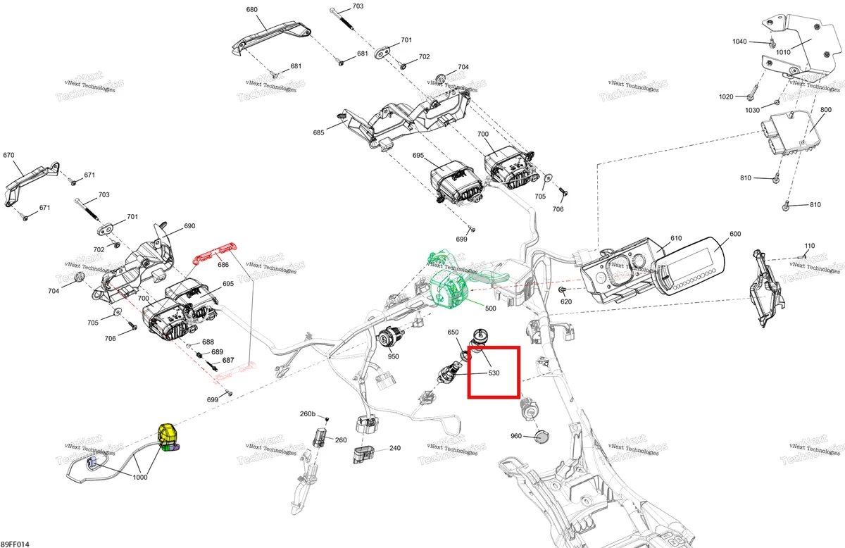 Деталь 710008938 (Ignition выключатель Can-Am Outlander 4x4 DPS 700 (2025) (710008938)) на схеме узла 2026 Can-Am OUTLANDER - 2X4 - STD - 500 - 1KTB - Legion Red Electric - Front Section